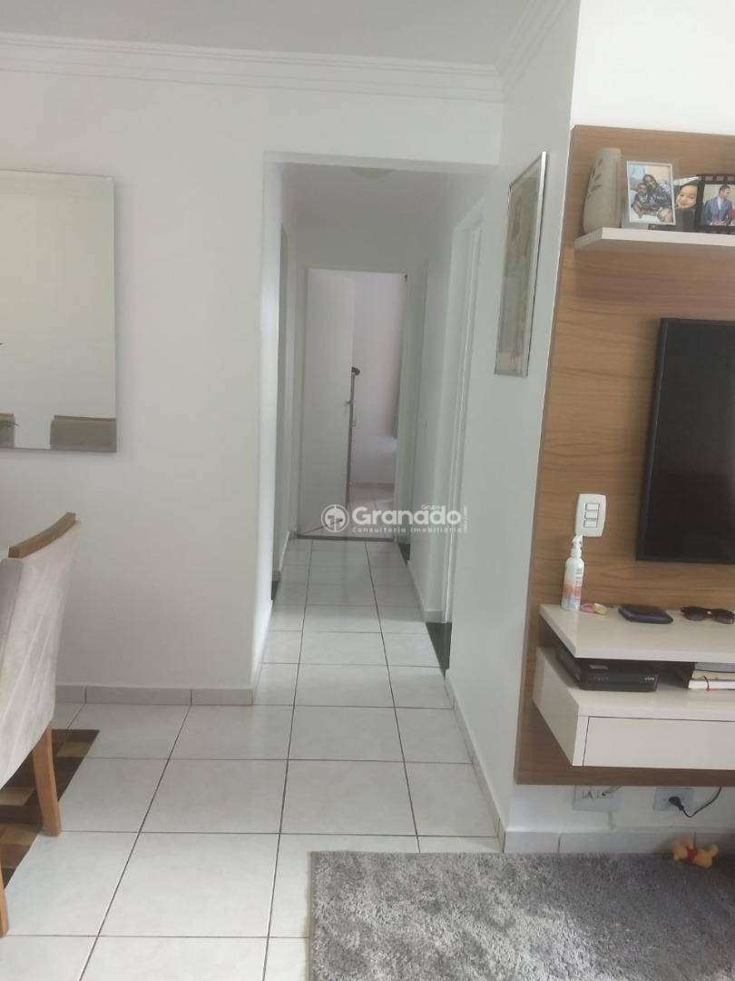 Apartamento à venda com 2 quartos, 57m² - Foto 6