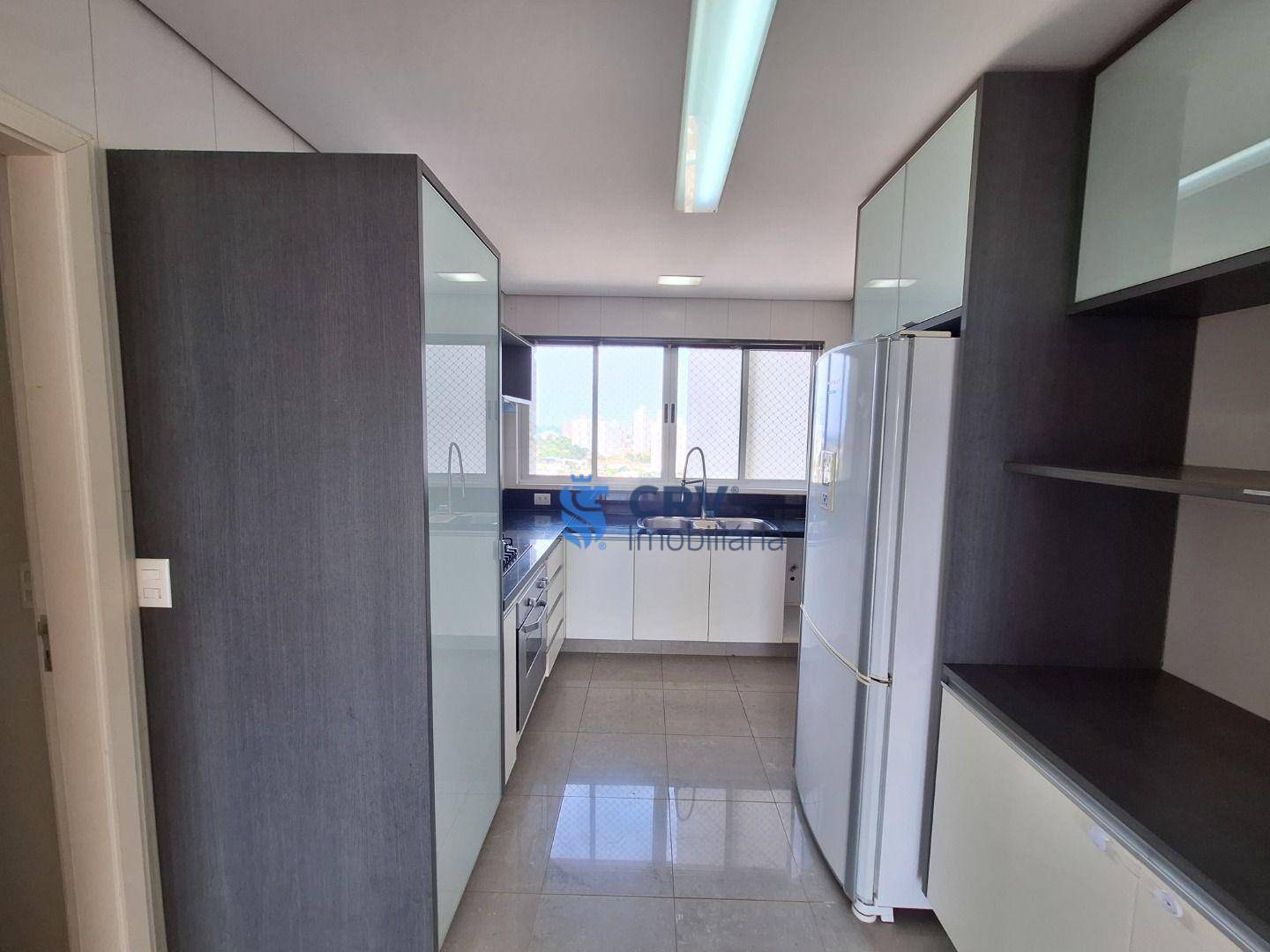 Apartamento à venda e aluguel com 3 quartos, 154m² - Foto 13