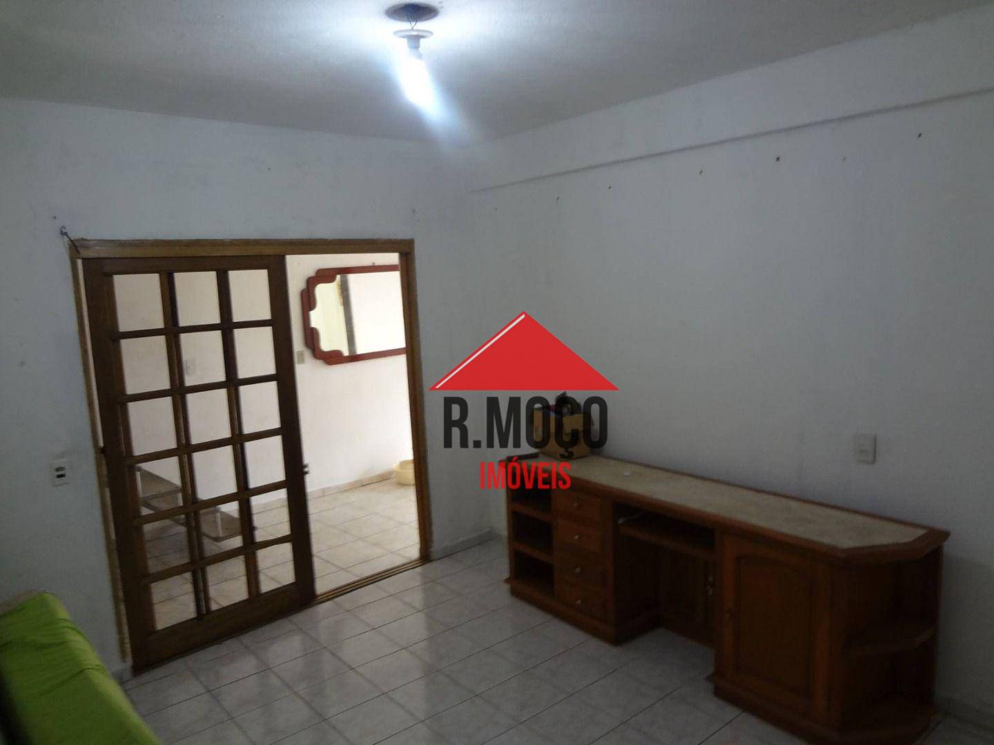 Sobrado à venda com 8 quartos, 100m² - Foto 19