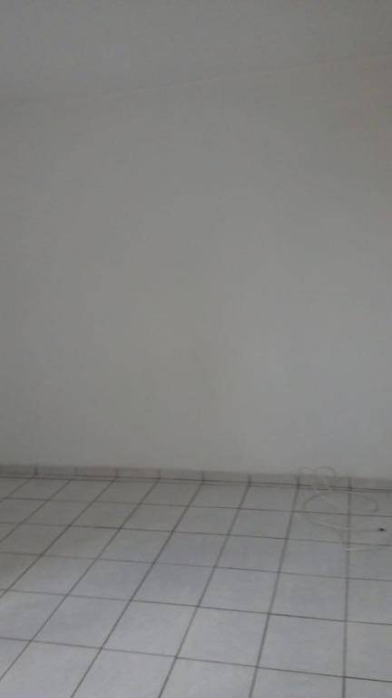 Apartamento para alugar com 2 quartos, 70m² - Foto 71