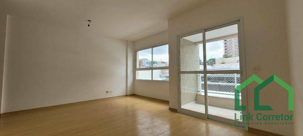 Apartamento à venda com 3 quartos, 83m² - Foto 2