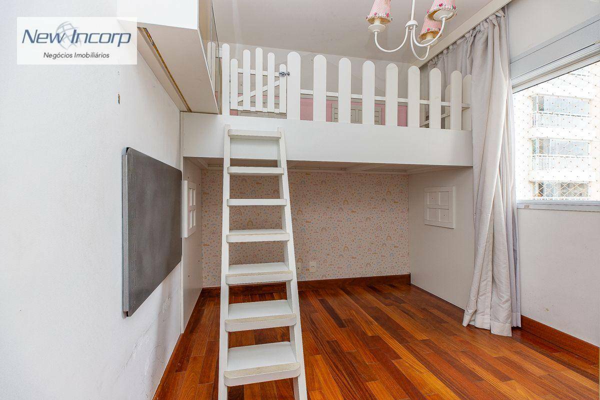 Apartamento à venda com 3 quartos, 135m² - Foto 31