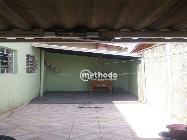 Casa à venda com 5 quartos, 200m² - Foto 5