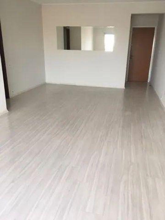 Apartamento à venda com 3 quartos, 127m² - Foto 1