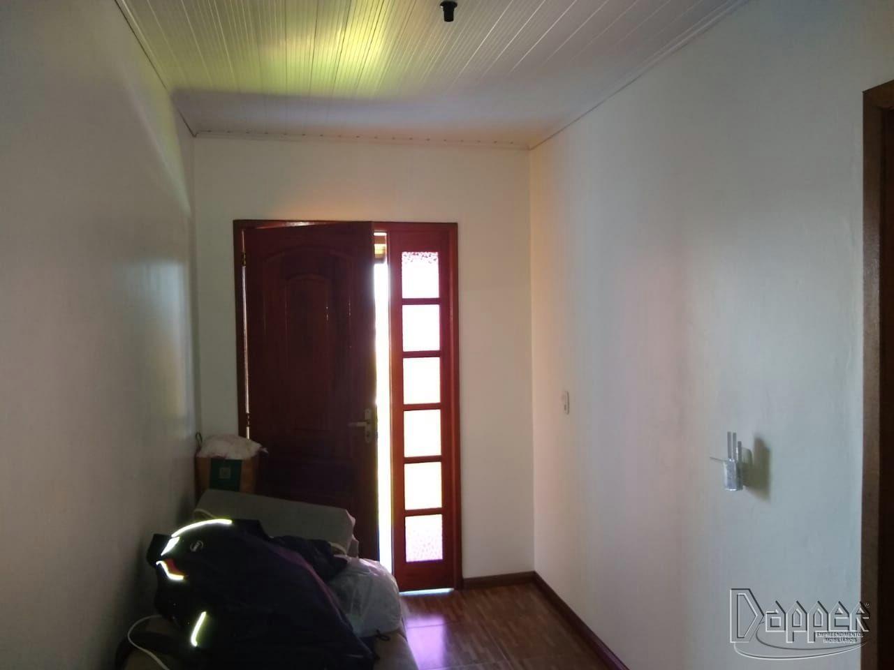 Casa à venda com 3 quartos, 123m² - Foto 2