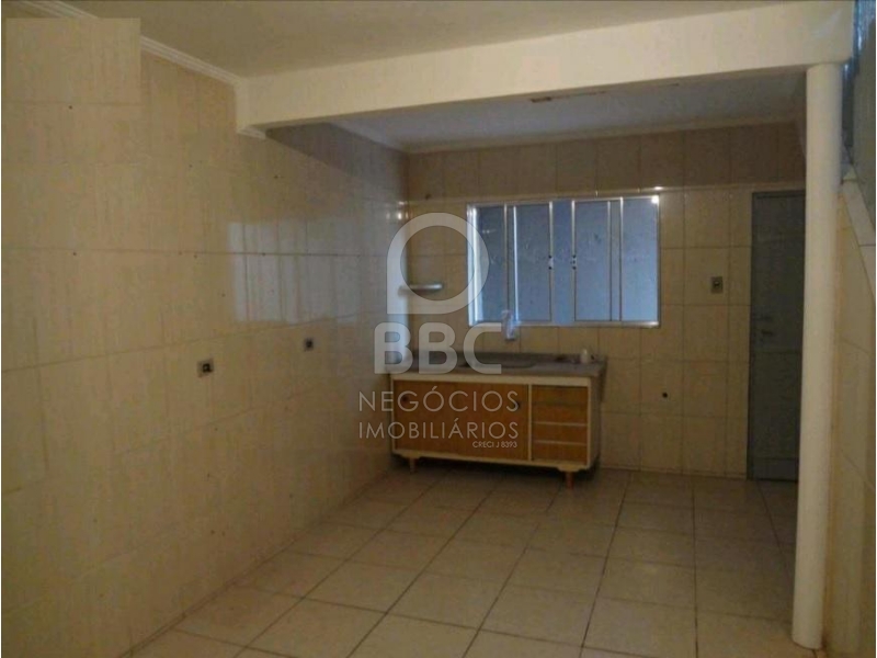 Sobrado à venda com 2 quartos, 140m² - Foto 4