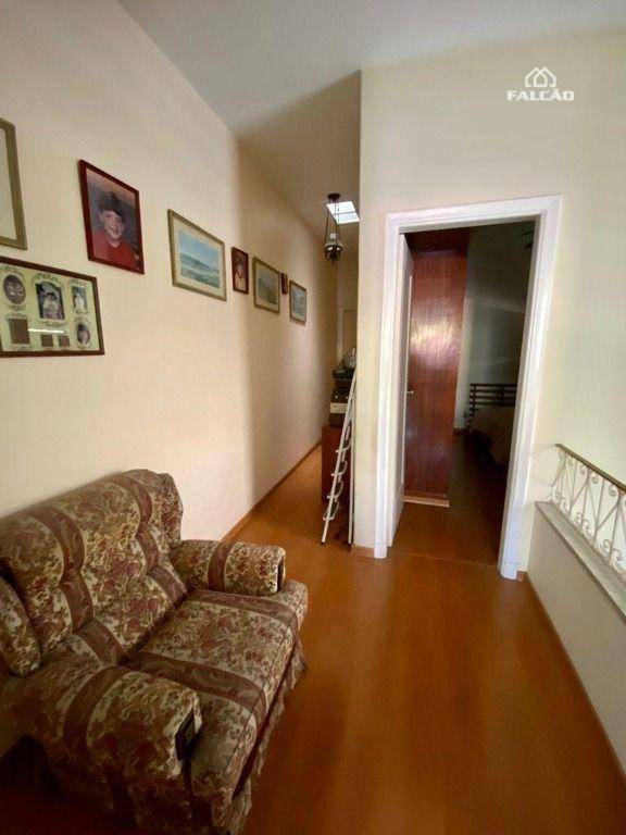 Sobrado à venda com 3 quartos, 246m² - Foto 17