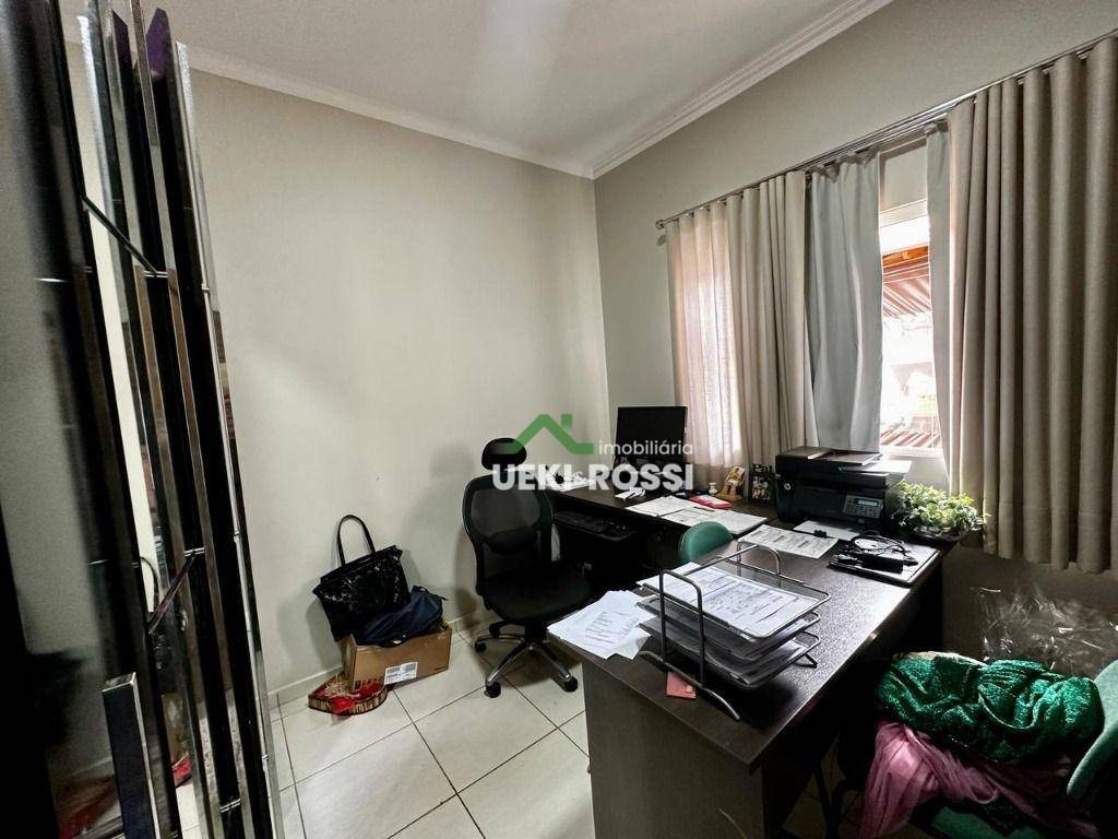 Casa à venda com 3 quartos, 110m² - Foto 8