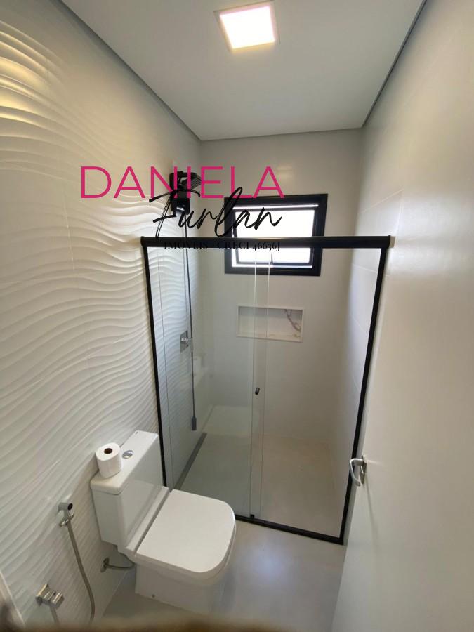 Casa de Condomínio para alugar com 4 quartos, 250m² - Foto 9