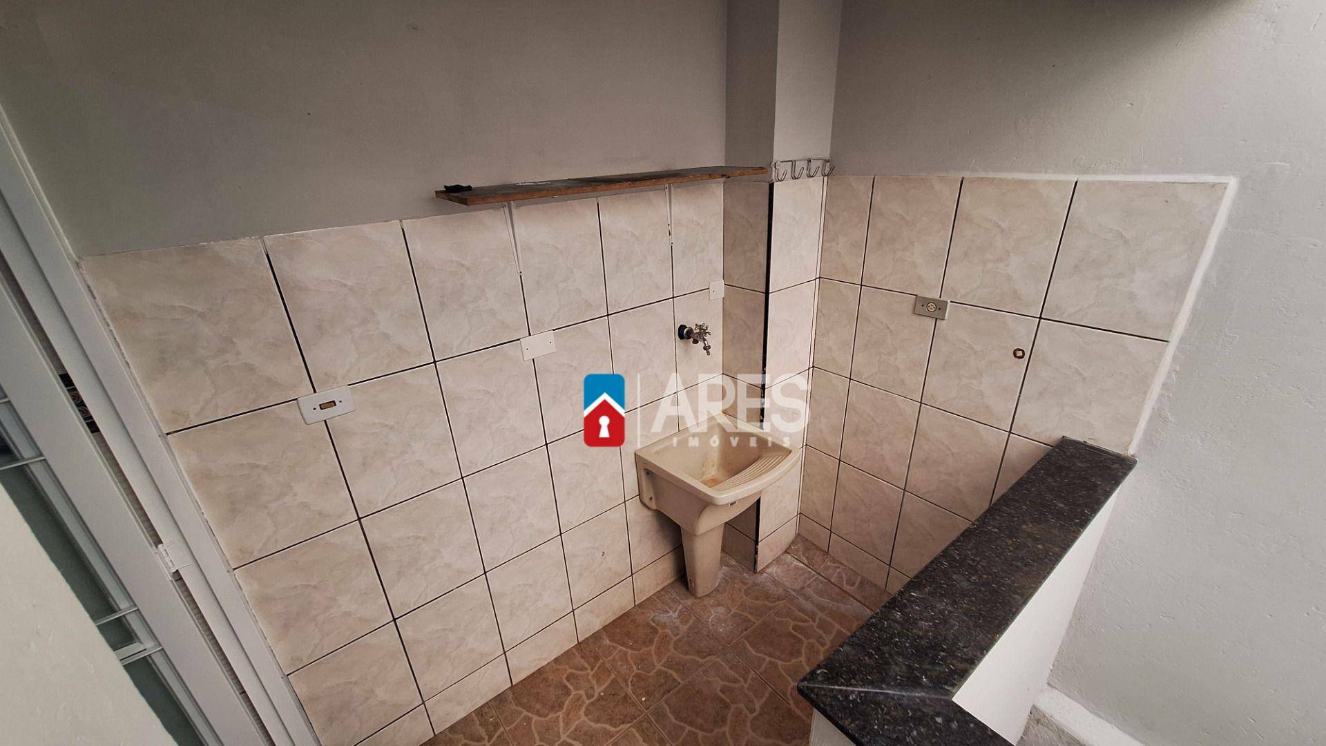 Casa para alugar com 3 quartos, 100m² - Foto 16