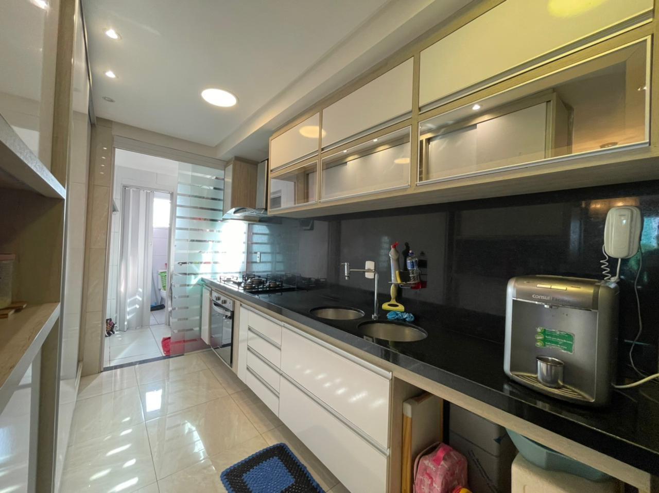 Apartamento à venda com 3 quartos, 87m² - Foto 20