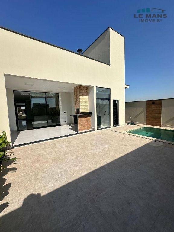 Casa de Condomínio à venda com 3 quartos, 155m² - Foto 2