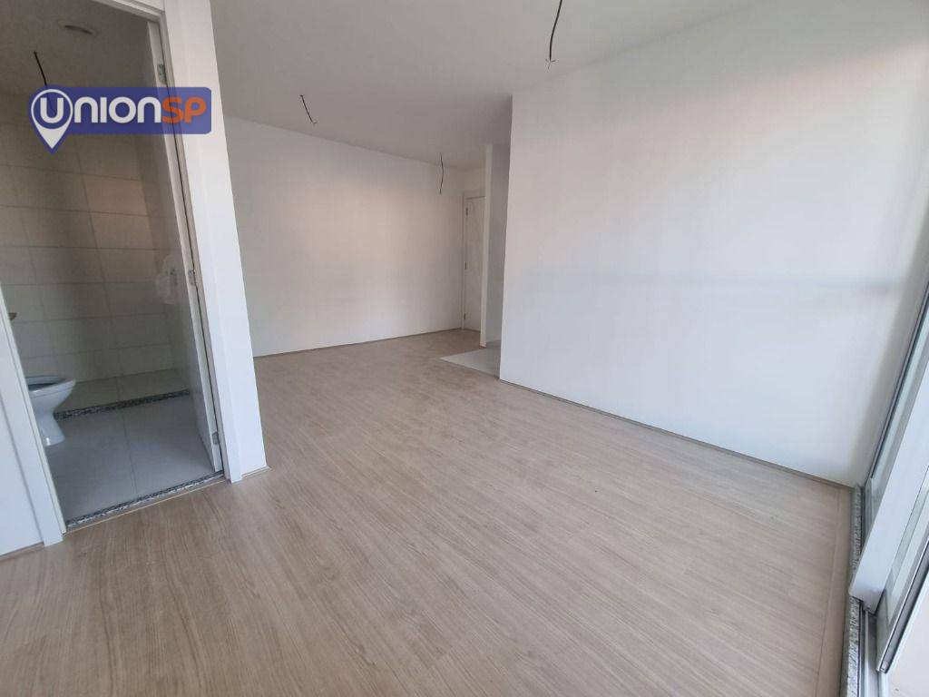 Apartamento à venda com 2 quartos, 66m² - Foto 4