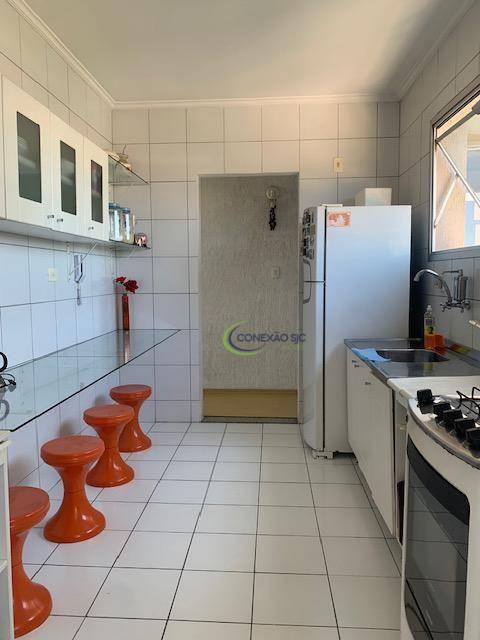 Apartamento à venda com 3 quartos, 73m² - Foto 9