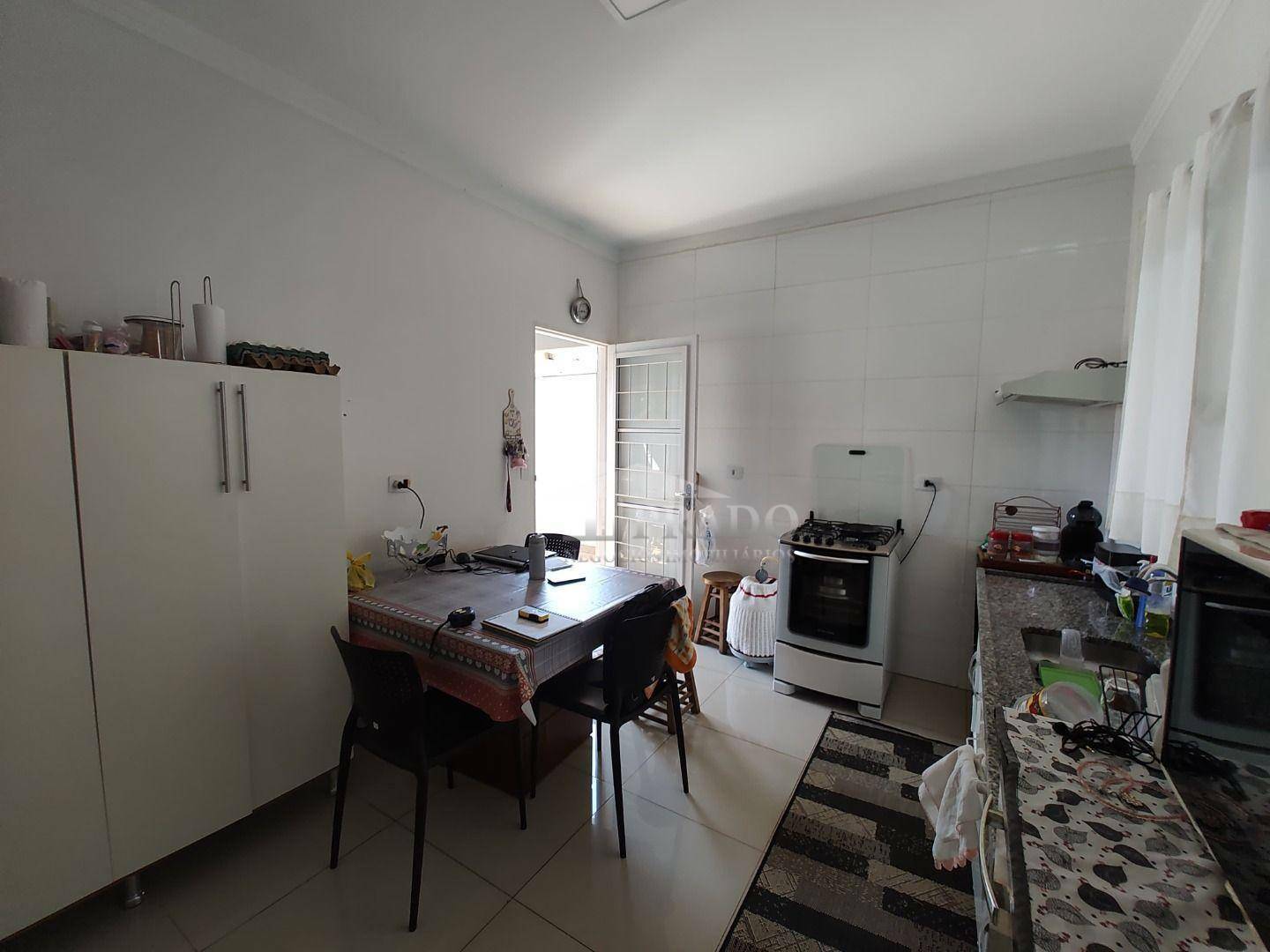 Casa à venda com 3 quartos, 140m² - Foto 14