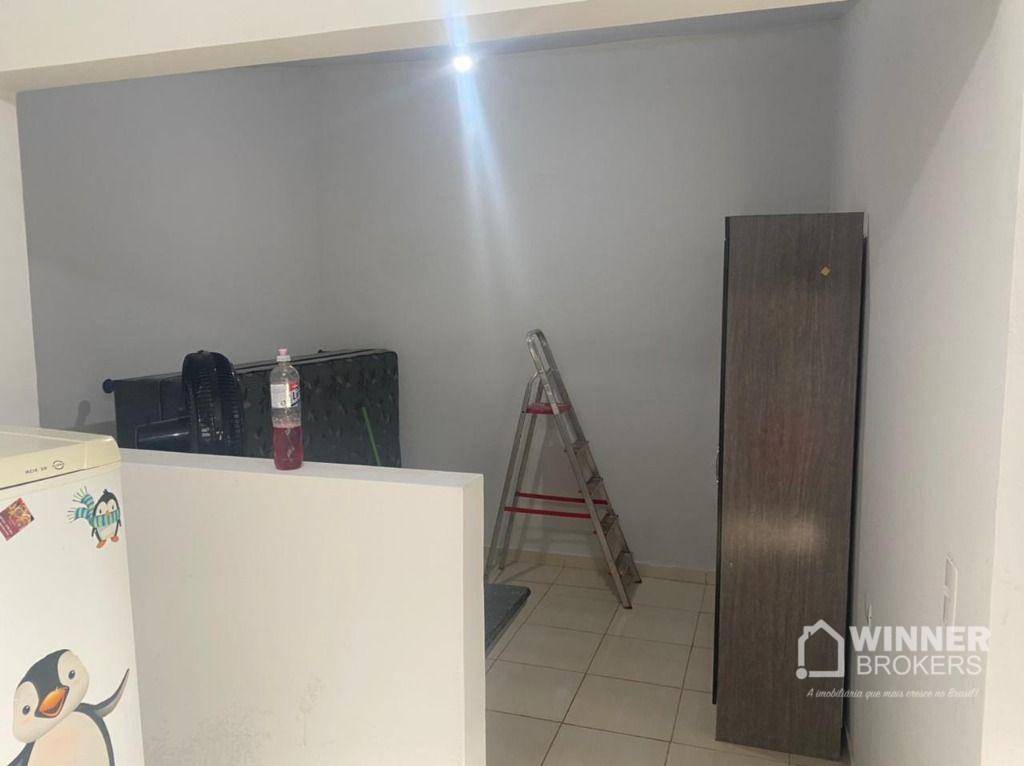 Kitnet e Studio à venda com 11 quartos, 240m² - Foto 15