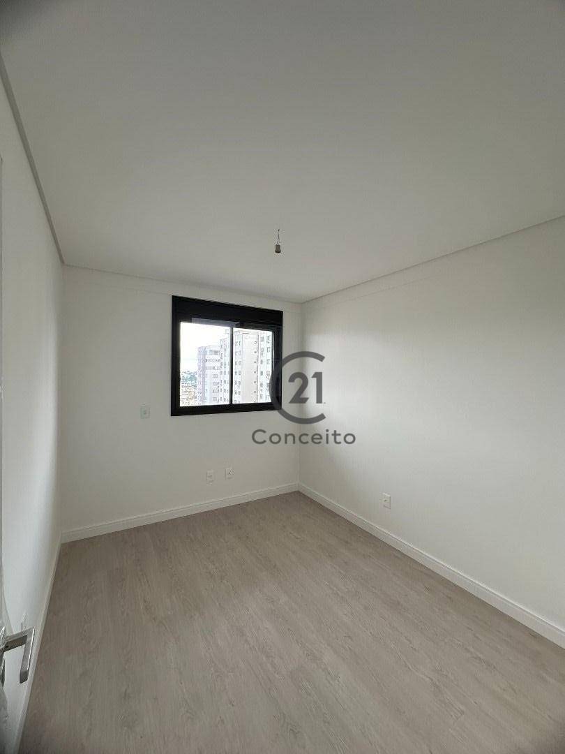 Apartamento à venda com 3 quartos, 104m² - Foto 18