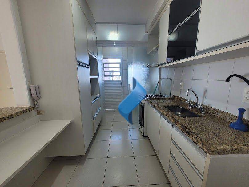 Apartamento para alugar com 3 quartos, 90m² - Foto 31