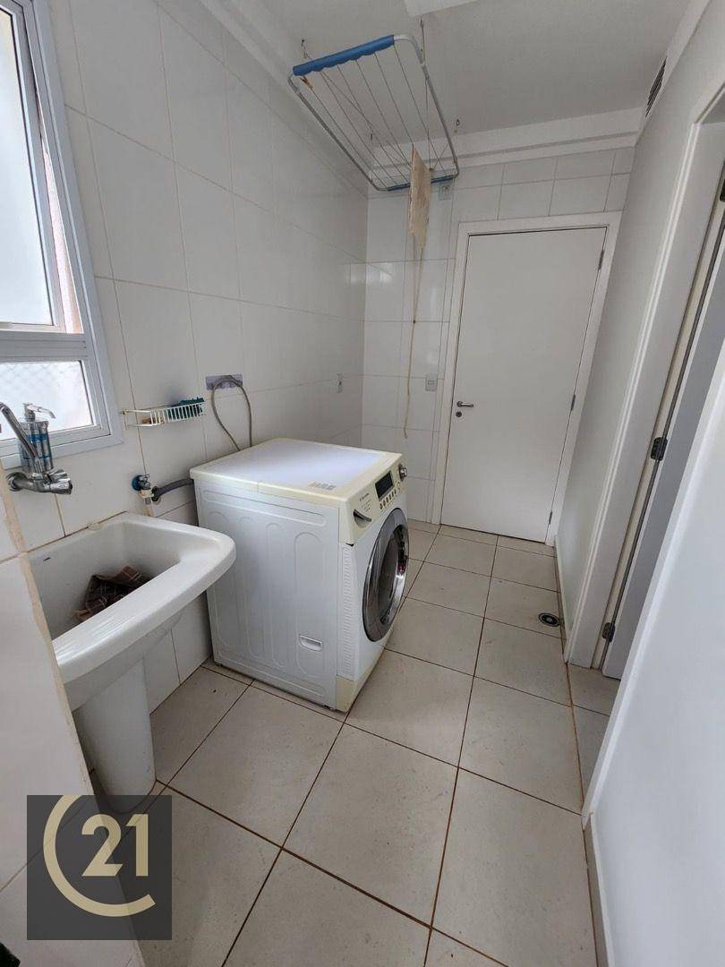 Apartamento para alugar com 3 quartos, 98m² - Foto 12