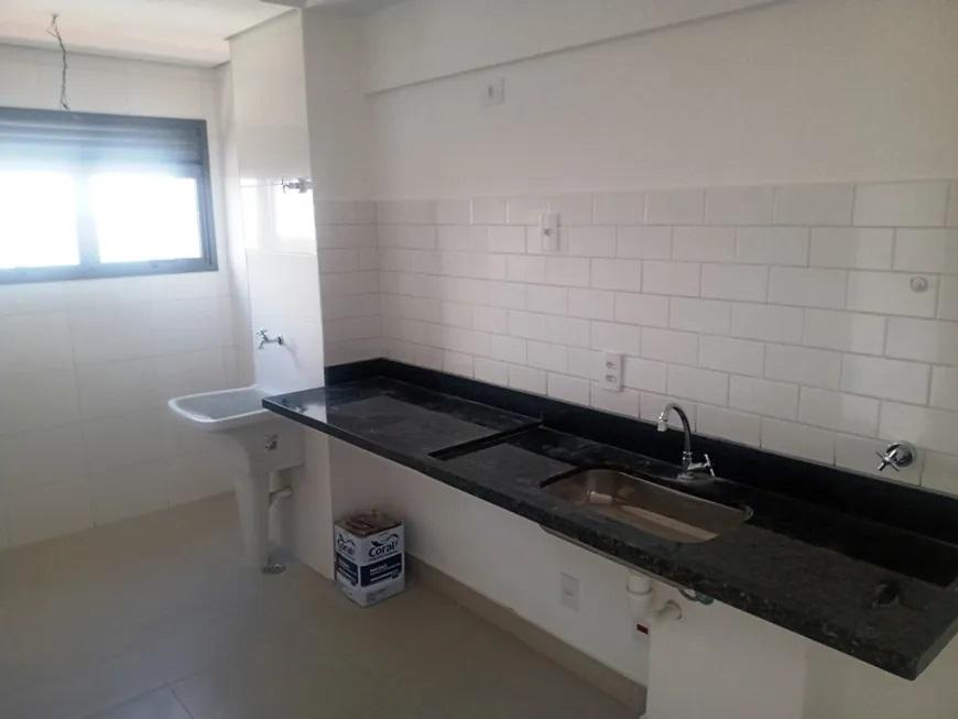 Apartamento à venda com 2 quartos, 60m² - Foto 5