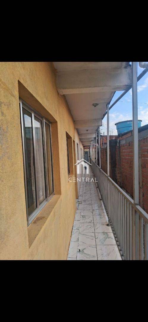 Sobrado à venda com 9 quartos, 160m² - Foto 16