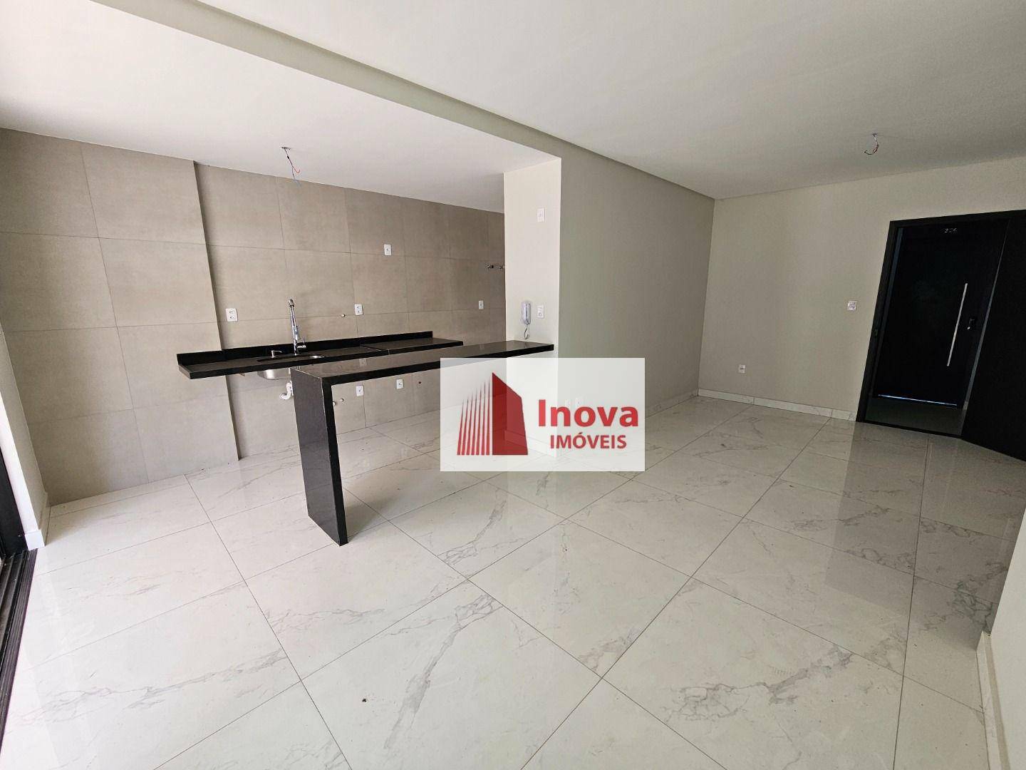 Apartamento à venda com 3 quartos, 170m² - Foto 6