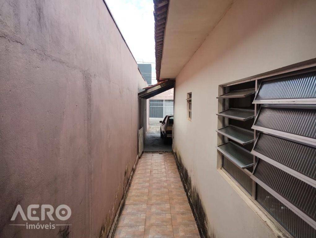 Casa à venda com 3 quartos, 140m² - Foto 17