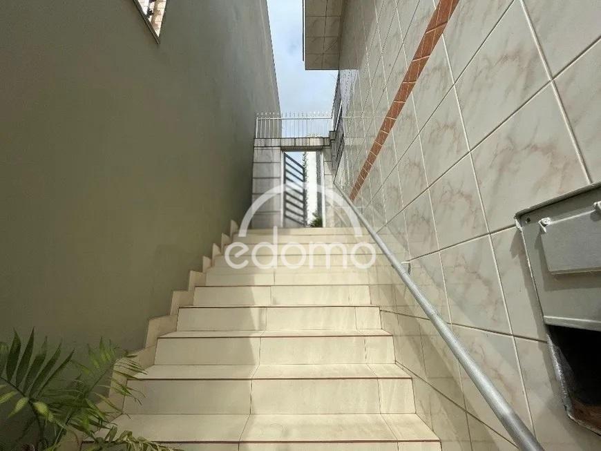 Casa para alugar com 3 quartos, 250m² - Foto 26