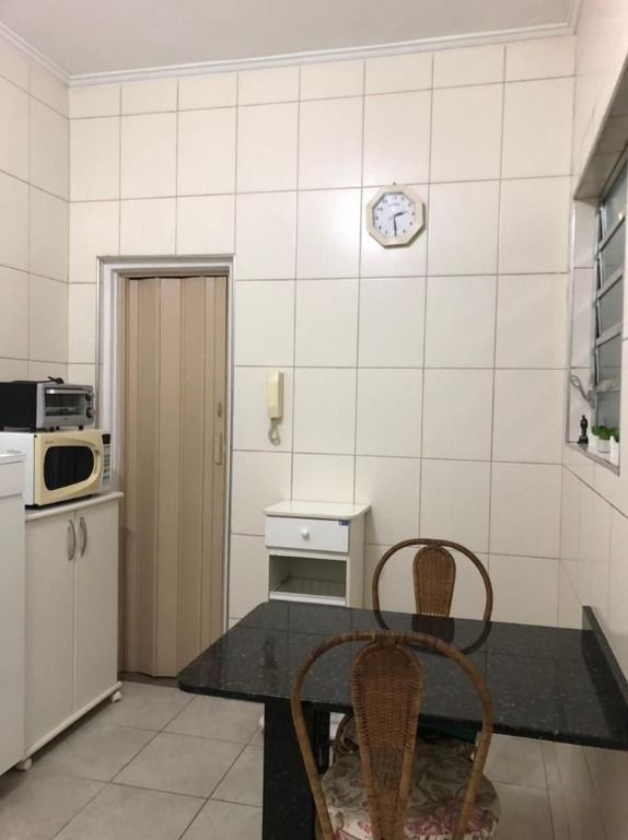 Apartamento à venda com 2 quartos, 105m² - Foto 4