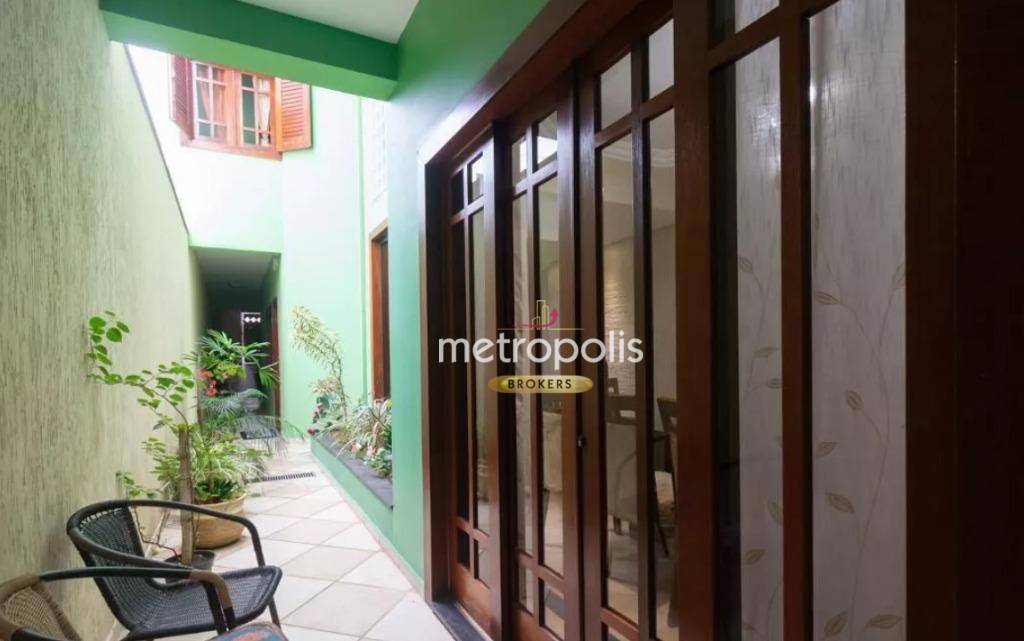 Sobrado à venda e aluguel com 3 quartos, 260m² - Foto 25