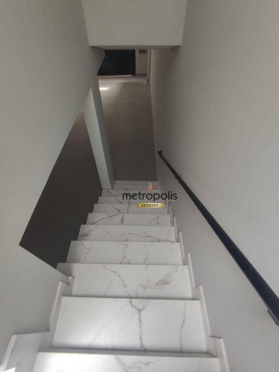 Sobrado à venda com 3 quartos, 150m² - Foto 2