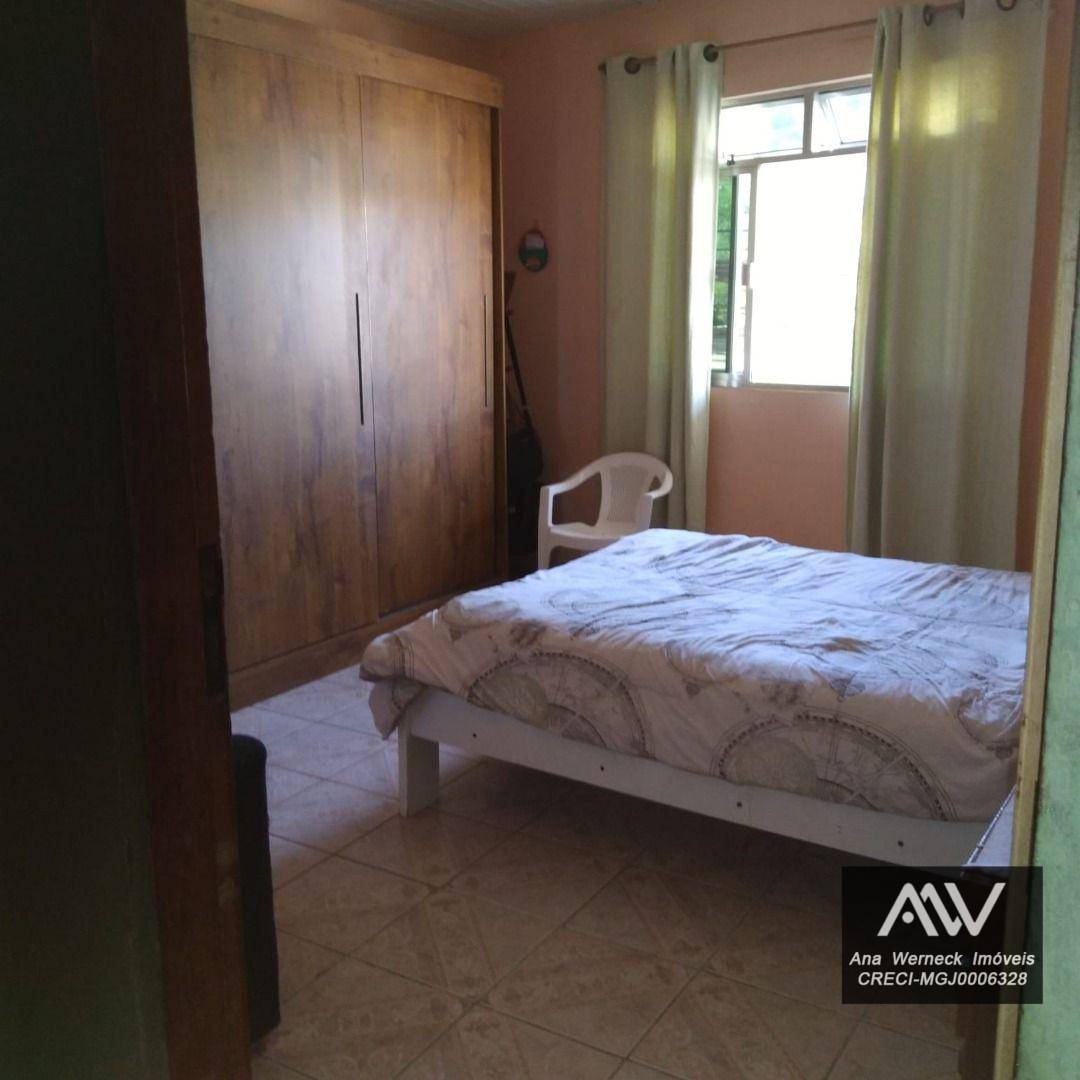 Casa à venda com 5 quartos, 180m² - Foto 9