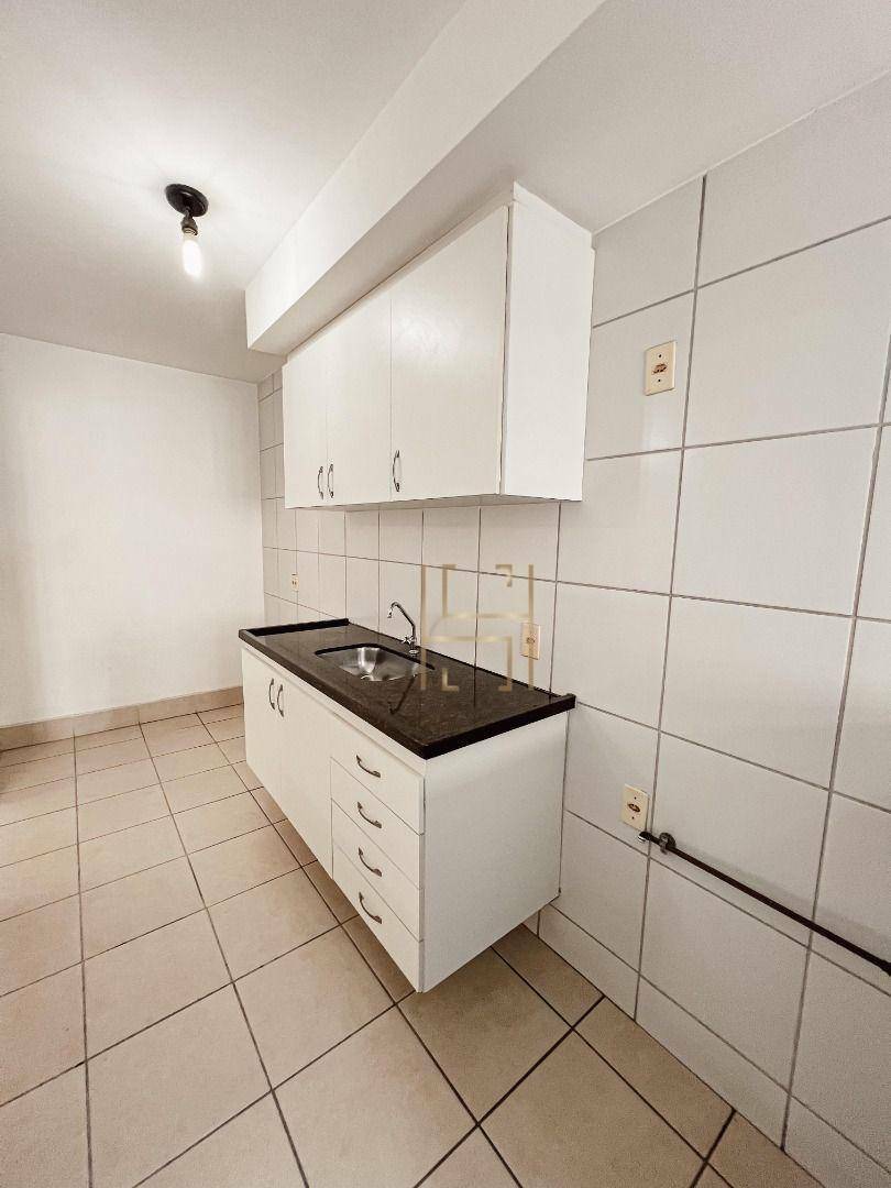 Apartamento à venda com 2 quartos, 71m² - Foto 4