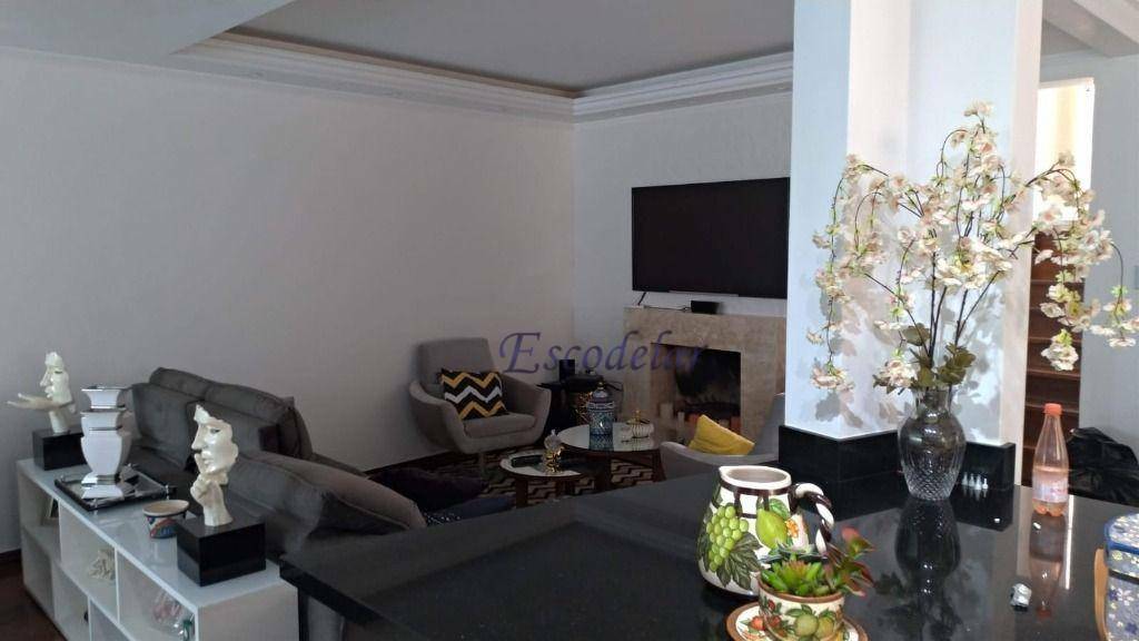 Sobrado à venda com 3 quartos, 347m² - Foto 2