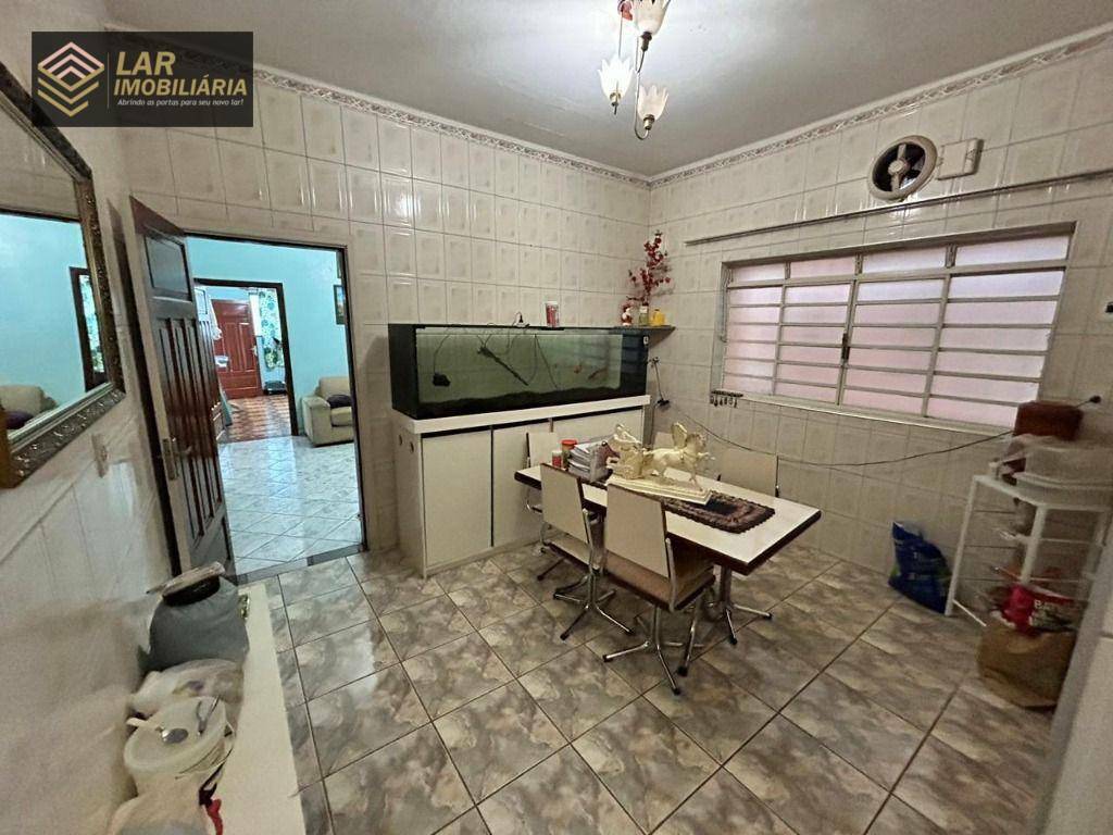 Casa à venda com 3 quartos, 470m² - Foto 8