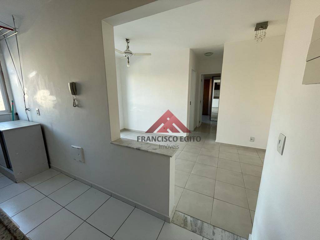 Apartamento para alugar com 2 quartos, 50m² - Foto 4