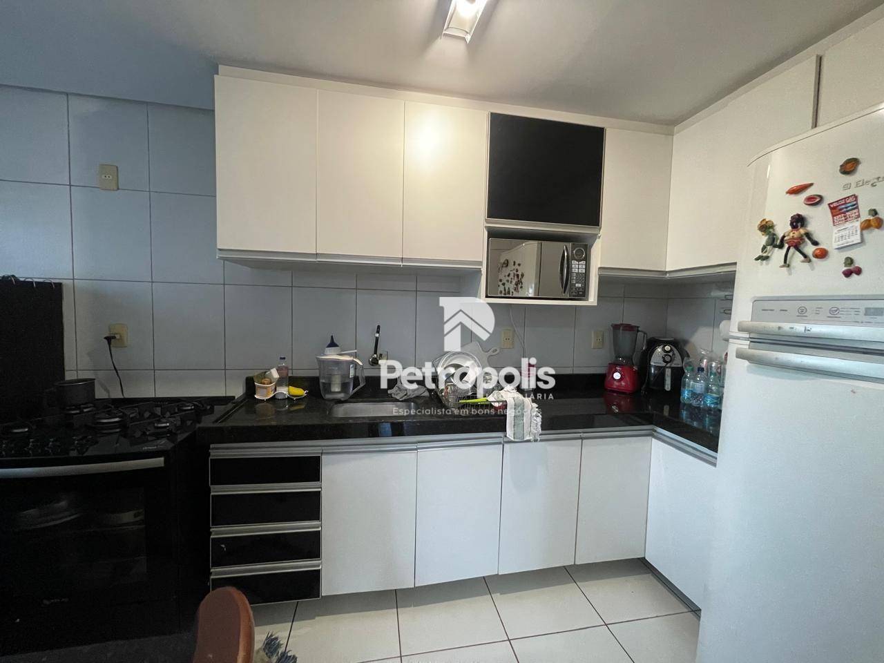 Apartamento à venda com 3 quartos, 76m² - Foto 12