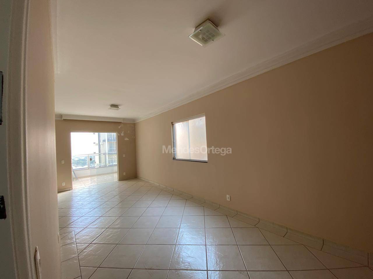 Apartamento para alugar com 2 quartos, 85m² - Foto 4