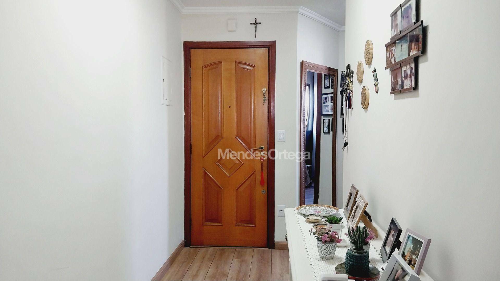 Apartamento à venda com 2 quartos, 78m² - Foto 9