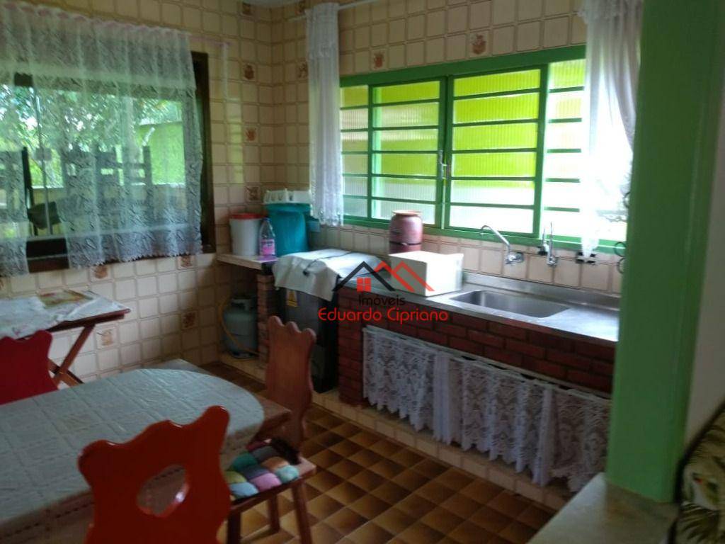 Casa à venda com 5 quartos, 350m² - Foto 44