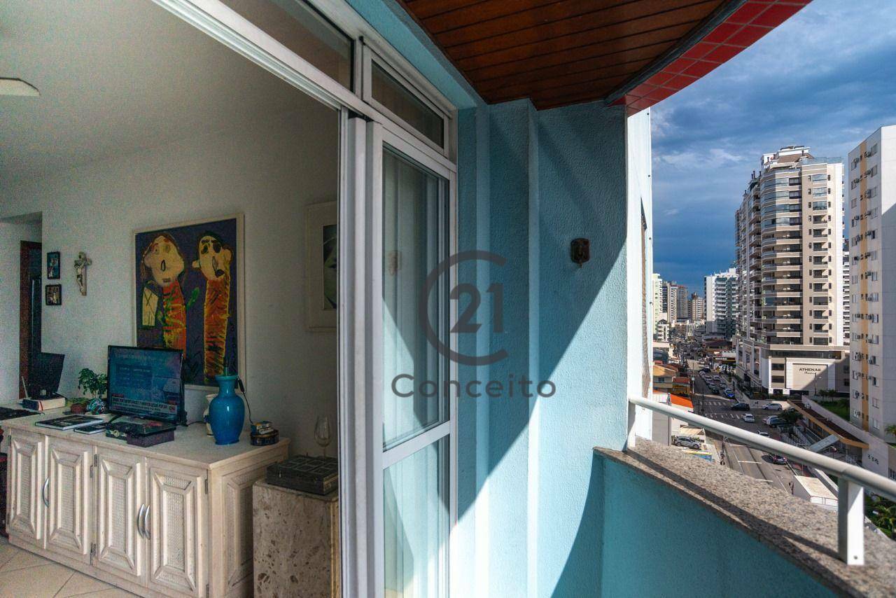 Apartamento à venda com 2 quartos, 73m² - Foto 2