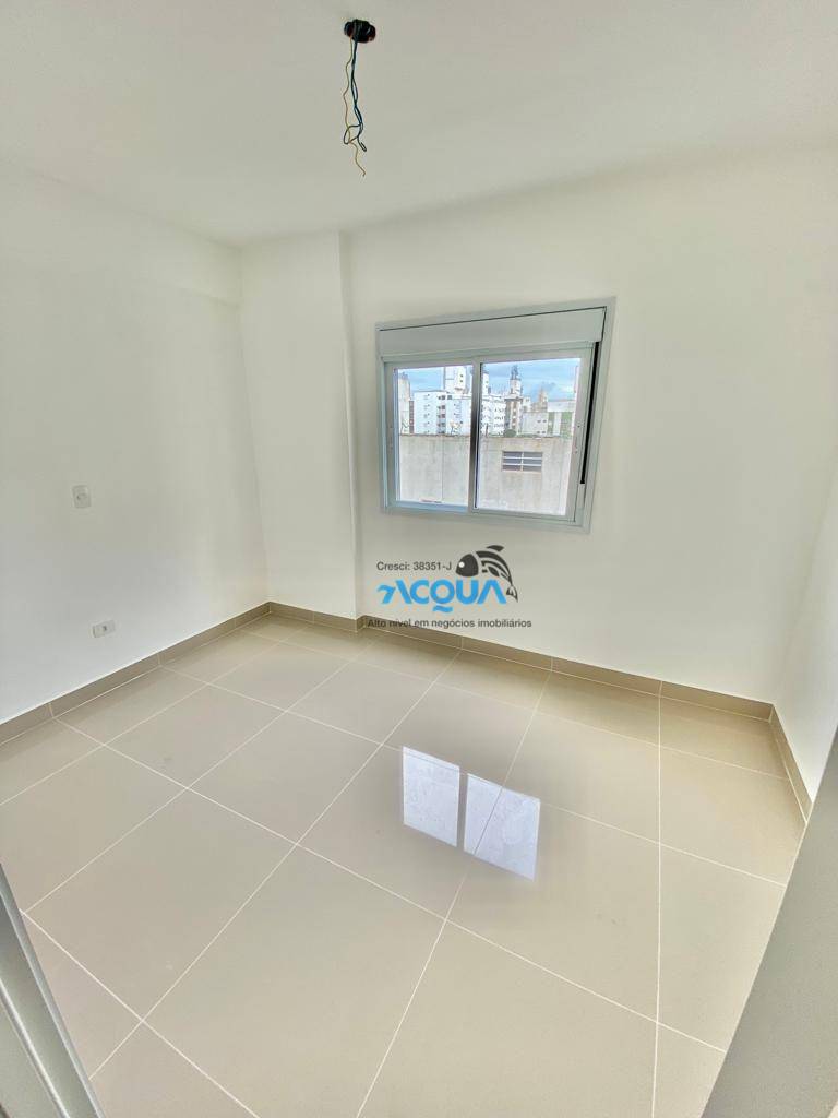 Apartamento à venda com 2 quartos, 70m² - Foto 3