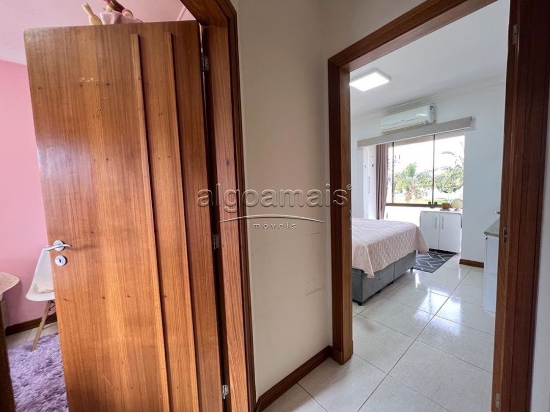 Casa à venda com 2 quartos, 75m² - Foto 19