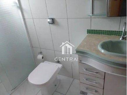 Casa à venda com 2 quartos, 100m² - Foto 6