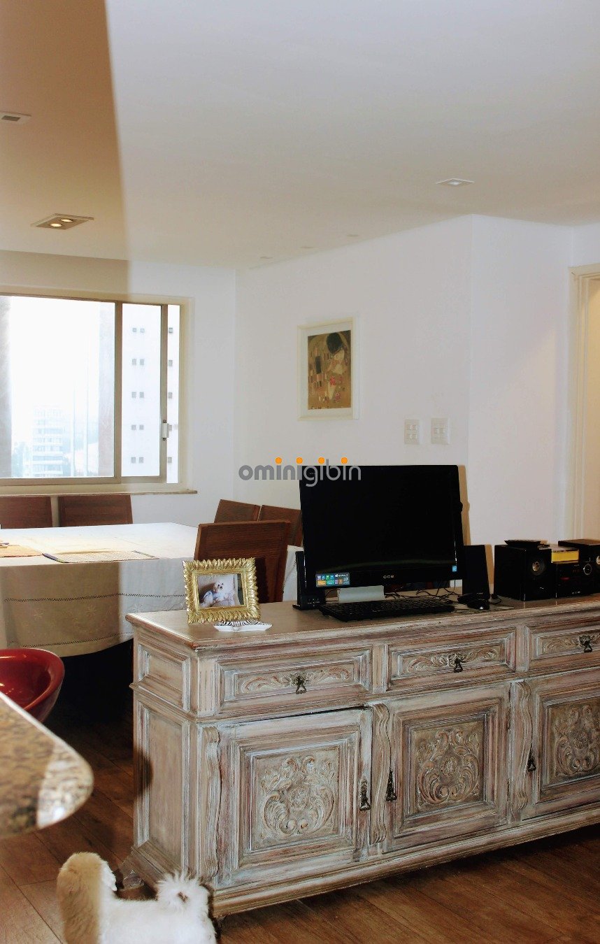 Apartamento à venda com 2 quartos, 72m² - Foto 17