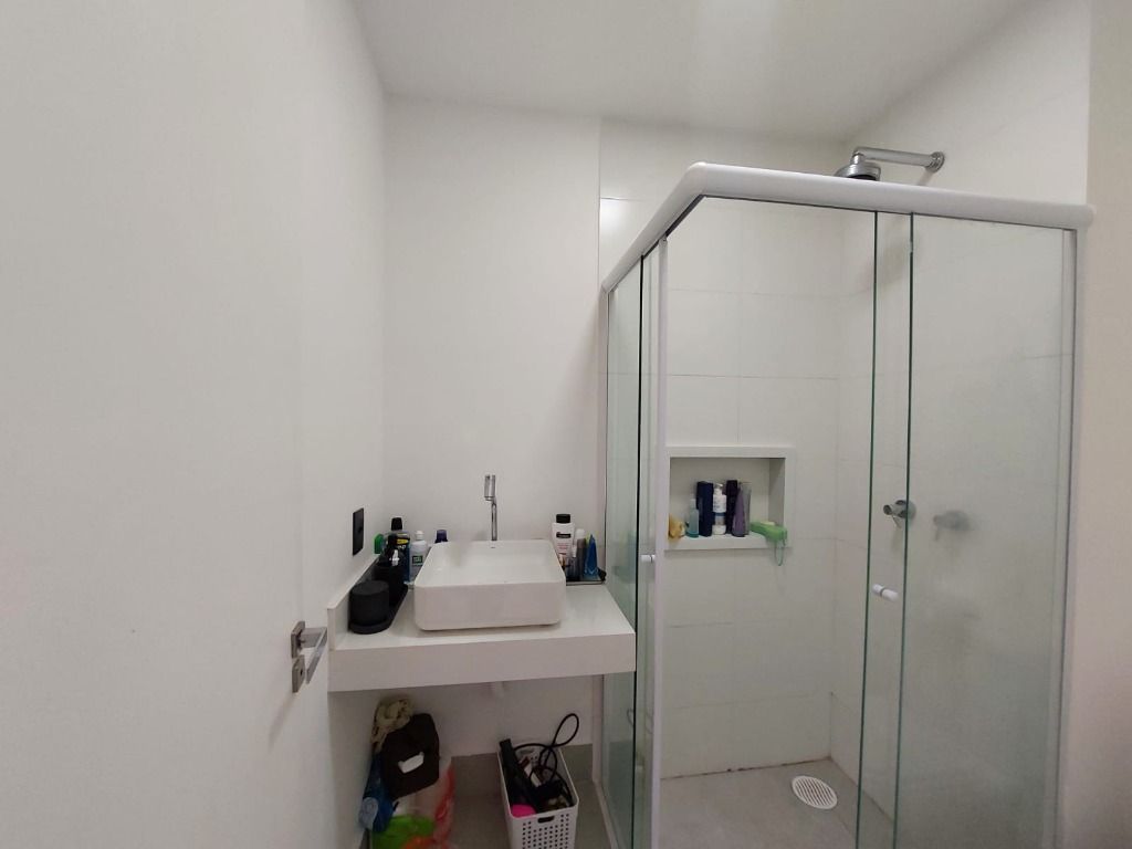 Apartamento à venda com 1 quarto, 38m² - Foto 14