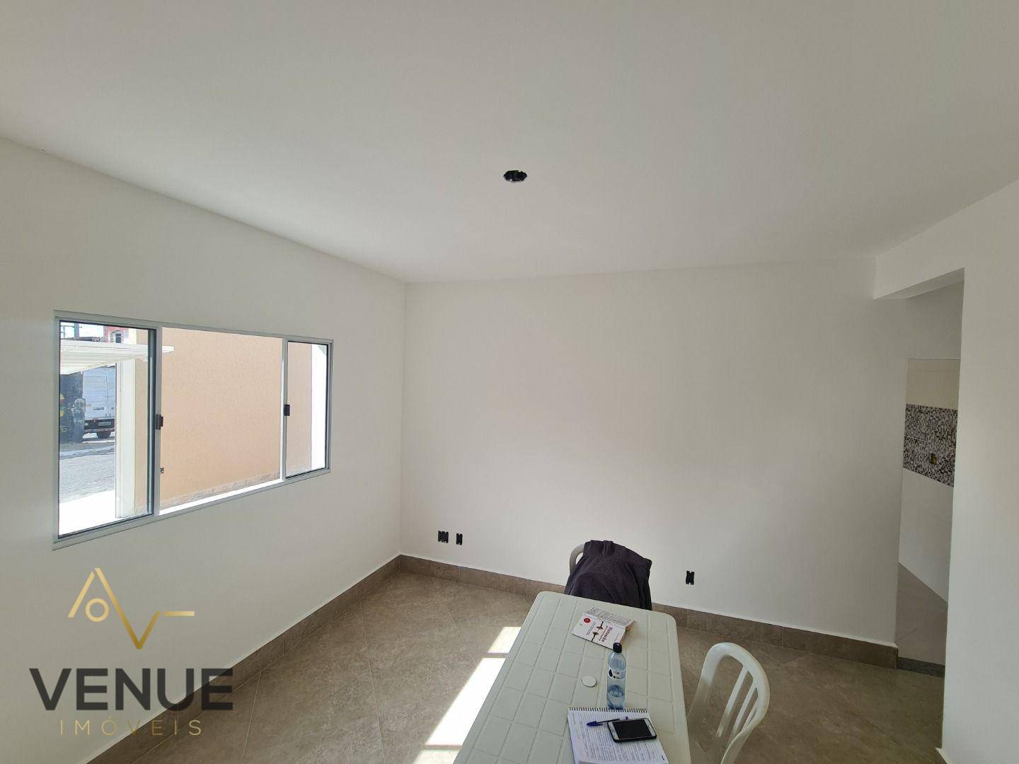 Sobrado à venda com 2 quartos, 70m² - Foto 4