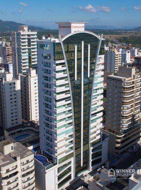 Apartamento à venda com 5 quartos, 417m² - Foto 2