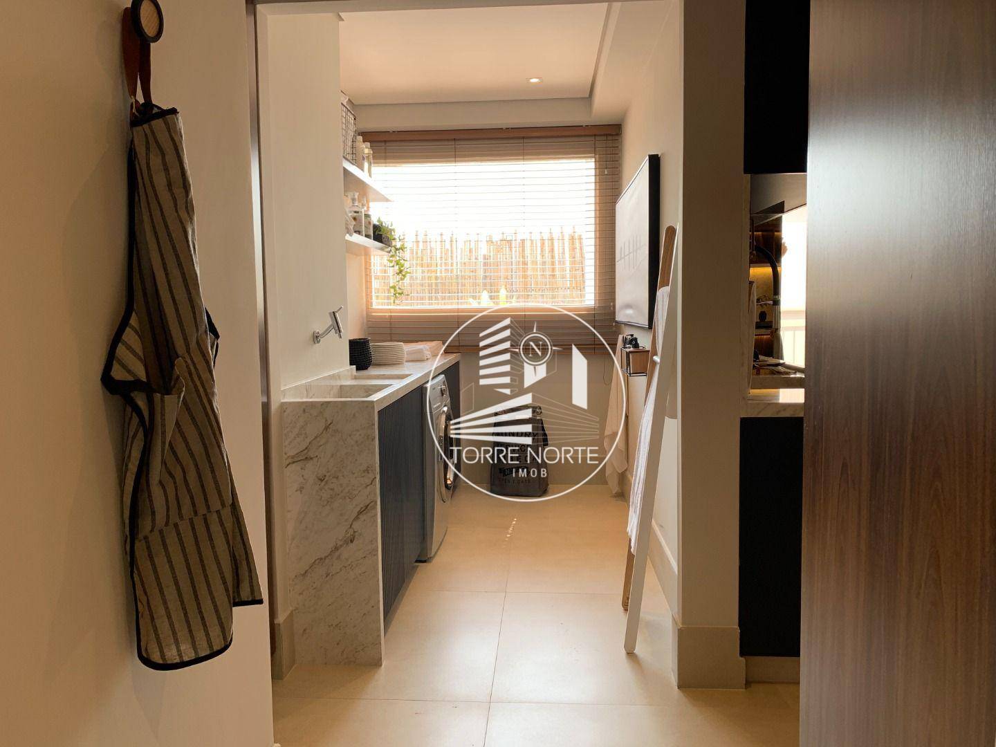 Apartamento à venda com 3 quartos, 113m² - Foto 13