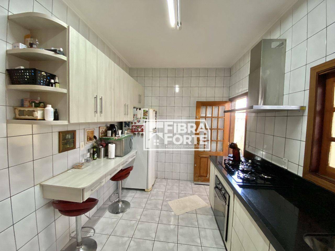 Casa à venda com 3 quartos, 208m² - Foto 31